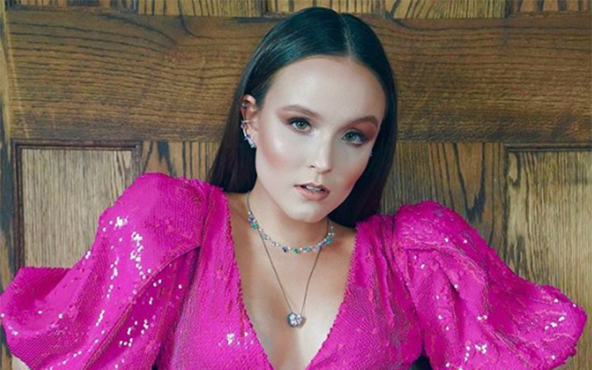 Larissa Manoela foi traída