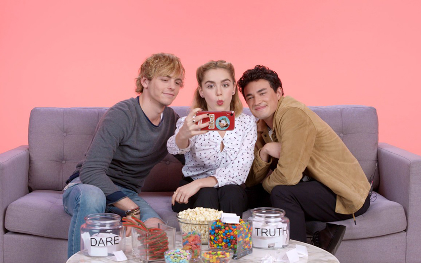 kiernan shipka e ross lynch