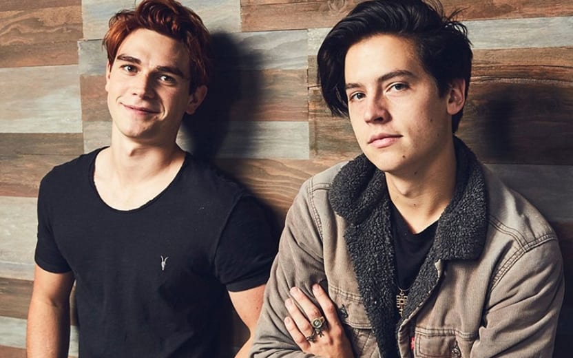 cole sprouse e kj apa