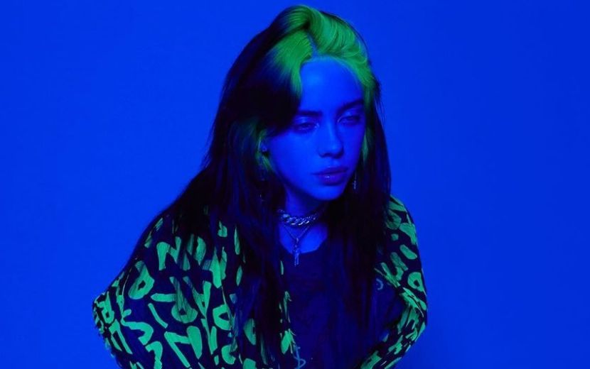 Billie Eilish é entrevistada por robô com sistema de inteligência artificial; confira o vídeo!