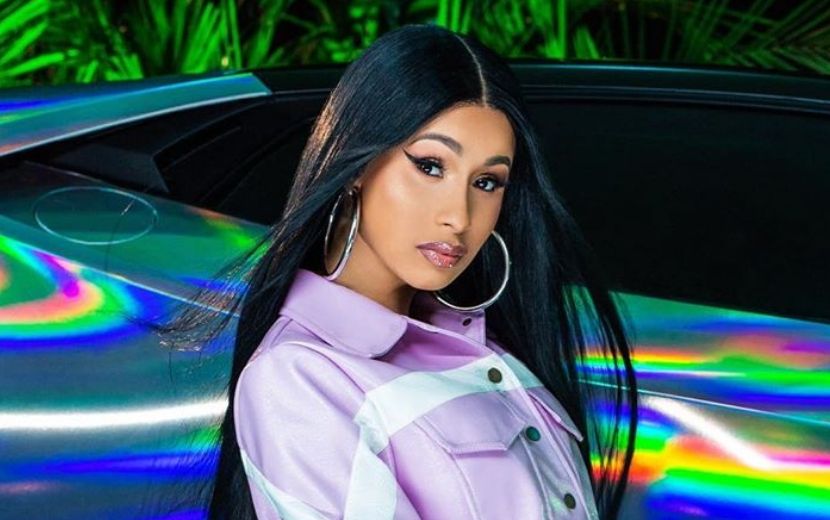 Indignada, Cardi B desabafa sobre coronavírus: "Tá me deixando em pânico"