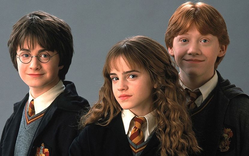 J.K. Rowling anuncia site interativo de Harry Potter para entreter fãs durante a quarentena