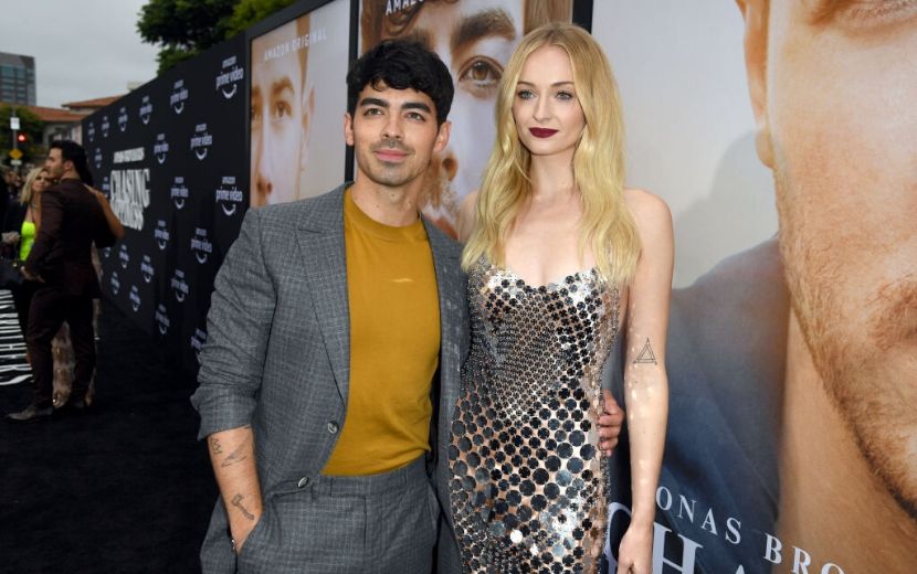 Sophie Turner está incomodada com uma atitude ~estranha~ de Joe Jonas durante a quarentena!