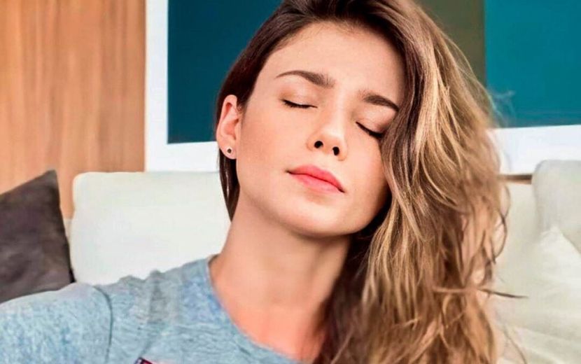 Paula Fernandes faz live solidária nesta sexta-feira; veja os detalhes!