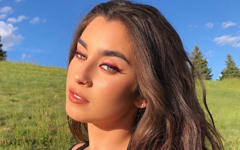 Lauren Jauregui lança vídeo com performance intimista do single 50ft