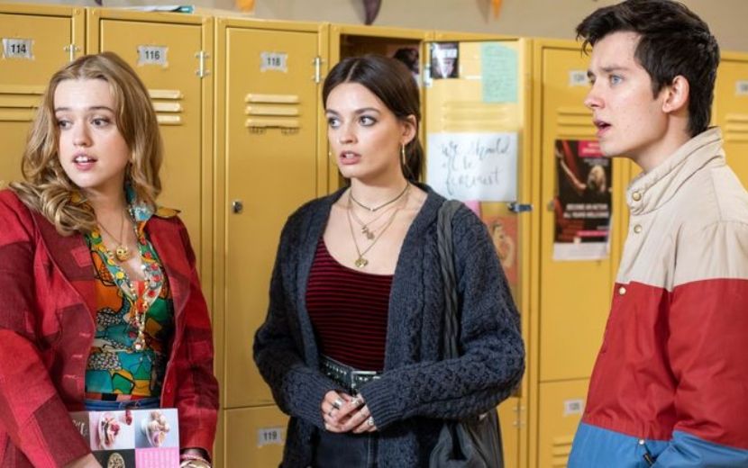 Atores de Sex Education mostram seus pets em novo vídeo fofo da Netflix!