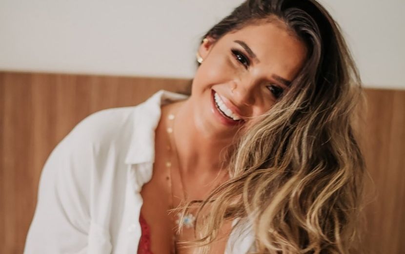 Ex-BBB Gizelly Bicalho faz tour do novo apartamento: “Parece que estou sonhando acordada”