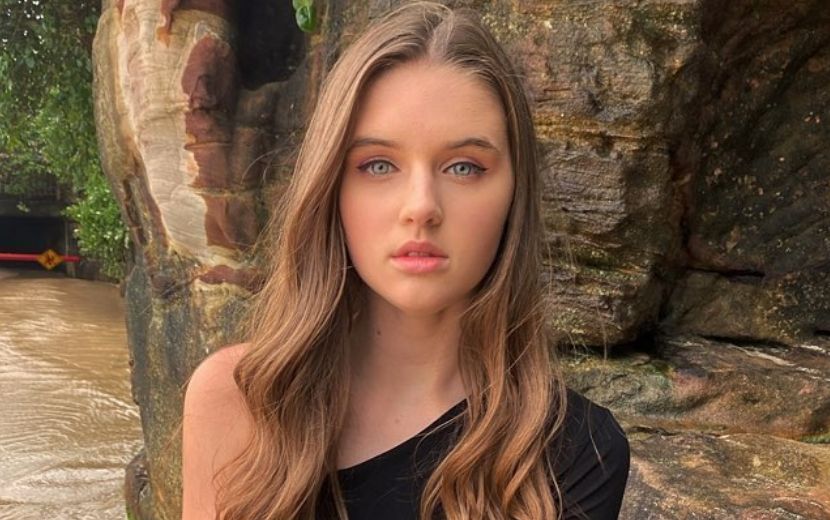 Savannah Clarke, do Now United, faz covers de Shawn Mendes, Harry Styles e Billie Eilish!