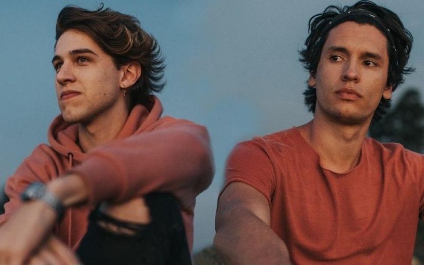 João Klein e Murilo Bispo lançam clipe da parceria "Nada é pra Sempre"