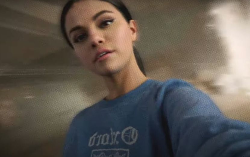 Selena Gomez e Trevor Daniel fazem a melhor videochamada ever no clipe de Past Life