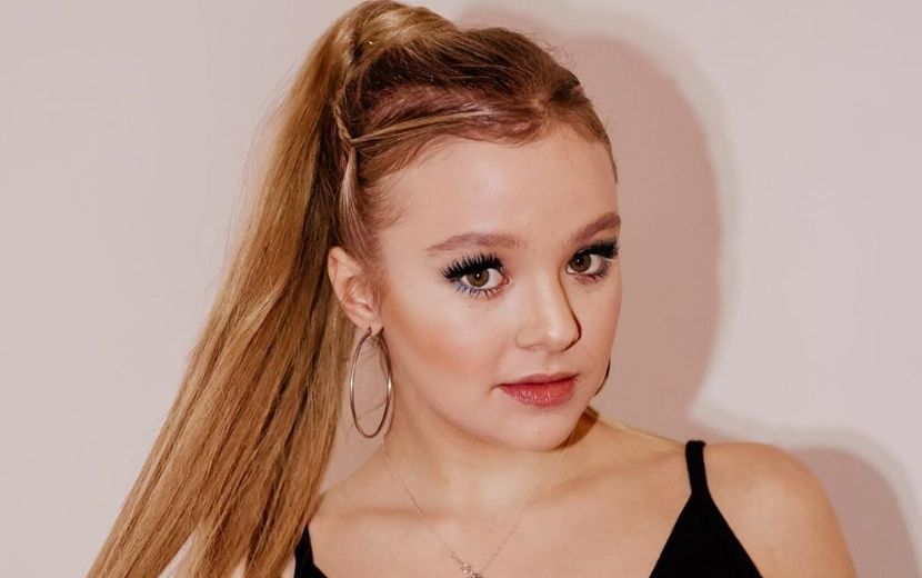 Sofya Plotnikova revela qual integrante do Now United é como sua irmã mais velha