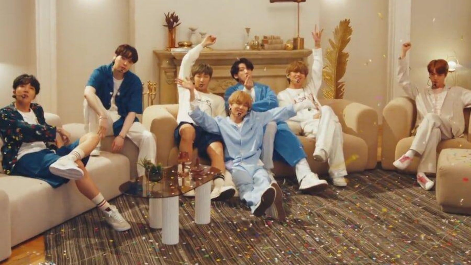 Com direito à guerra de travesseiros, BTS apresenta “Home” em semana especial no “The Tonight Show”