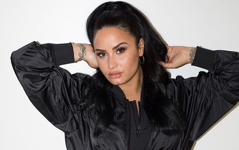 De surpresa, Demi Lovato lança música emocionante! Escute "Still Have Me"