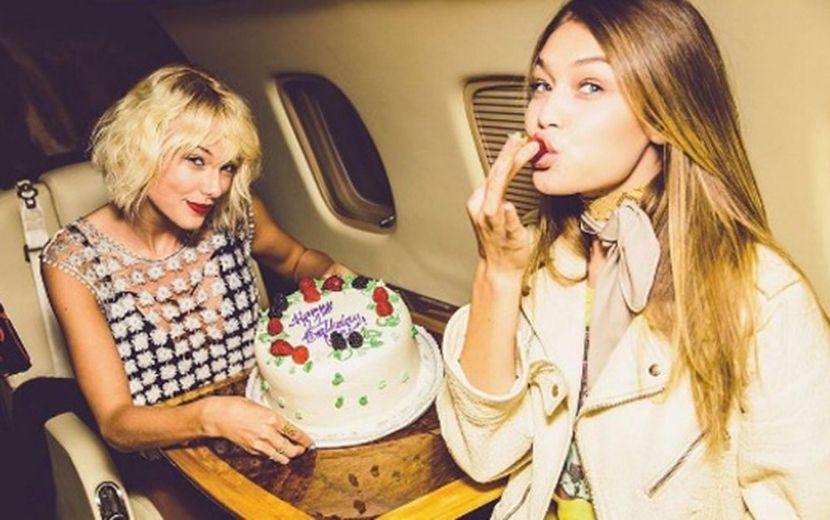 Taylor Swift envia cobertor bordado à mão para filha de Gigi Hadid e Zayn Malik