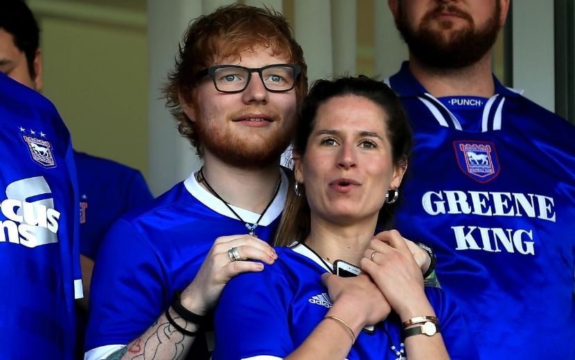 Ed Sheeran e Cherry Seaborn anunciam nascimento da filha Lyra Antarctica