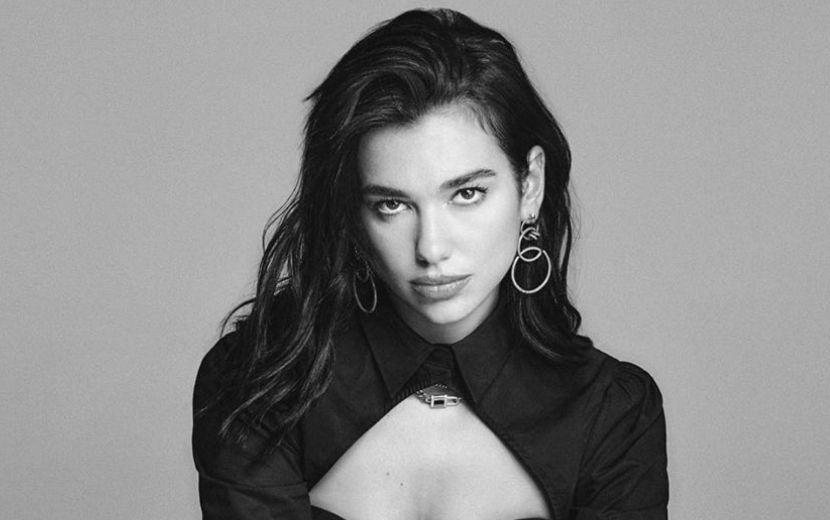 Polícia teria interrompido gravação de Dua Lipa por desrespeito às regras de distanciamento, diz site