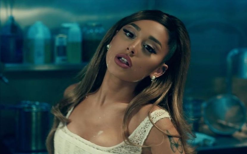 "Positions": novo álbum de Ariana Grande estreia em 1º lugar na Billboard Hot 100