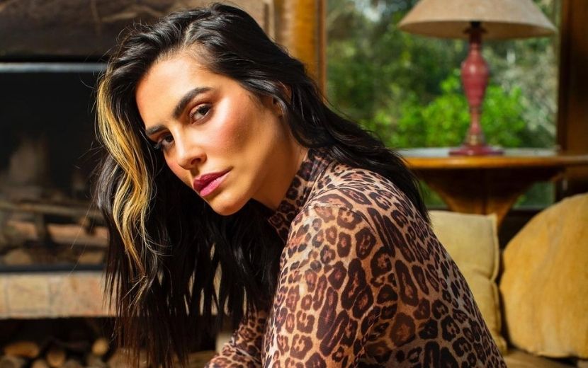 Cleo relembra críticas que sofreu ao engordar 20 kg: "Foi cruel"