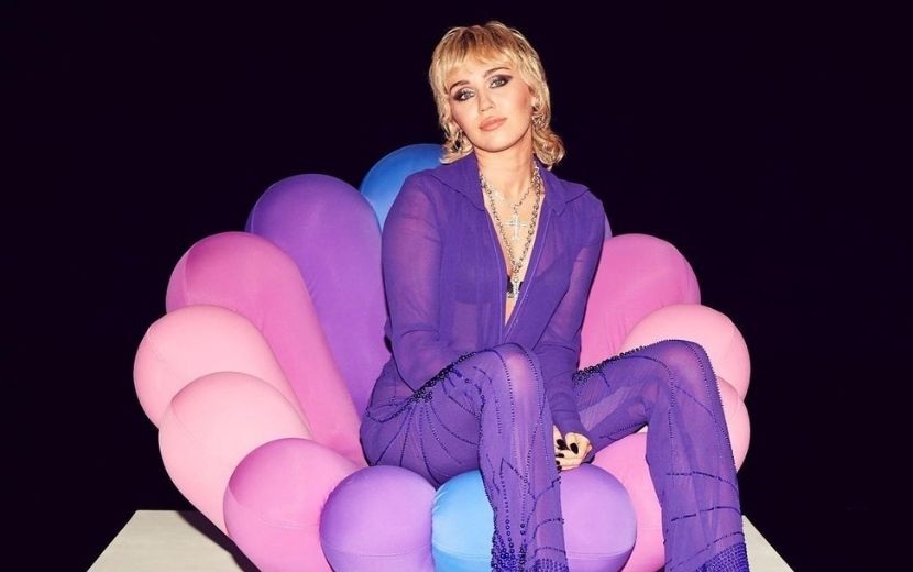 Feliz aniversário, Miley! Fãs parabenizam a cantora nas redes sociais
