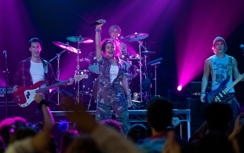 "Julie and the Phantoms": Netflix divulga vídeo de bastidores com ensaios da banda