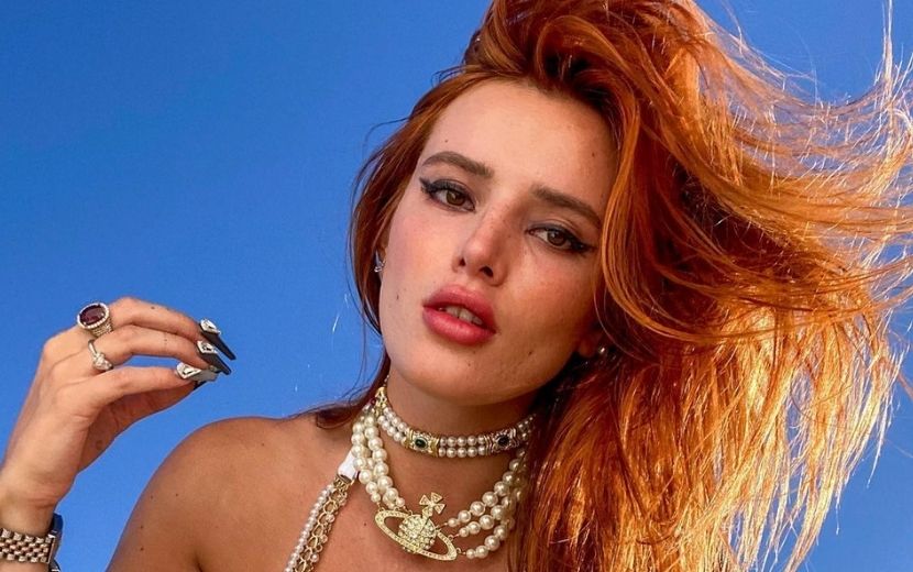 Bella Thorne relembra constrangimento após enviar nude acidentalmente para mãe