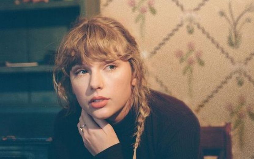 Taylor Swift lança 5ª versão de "Willow" e quebra recorde do BTS
