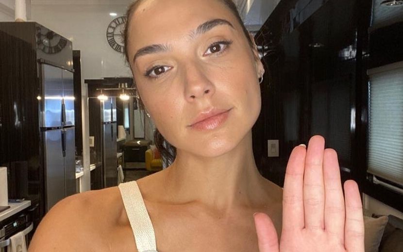 Gal Gadot sofre ataques por papel de "Cleópatra" e se defende: "Qualquer um pode fazer o filme"