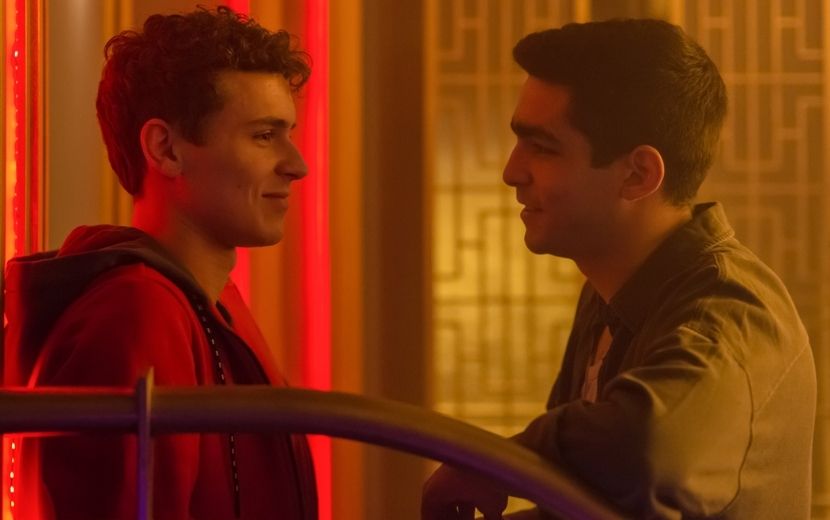 O fim de Omar e Ander? Fotos promocionais de "Elite" revelam crush que pode balançar o casal