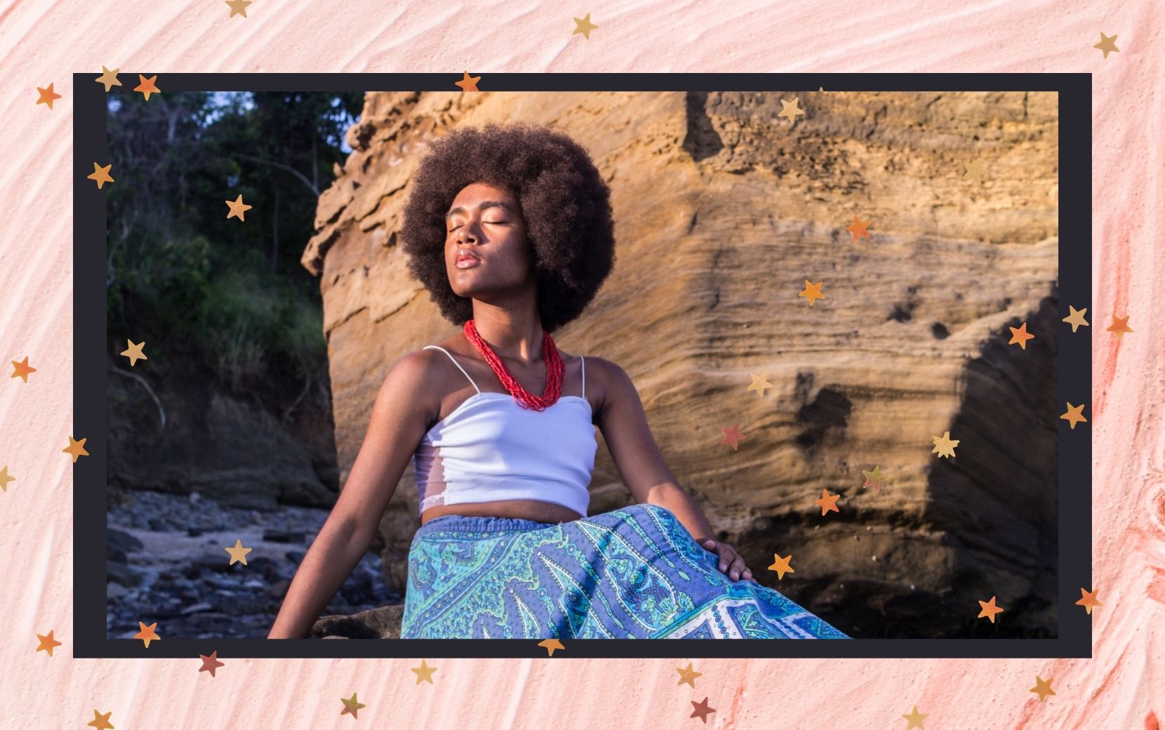 Exclusiva: criadora do "Vulva Negra", primeiro portal feminista radical e negro do Brasil, Yasmin Morais fala sobre a publicação de seu novo conto