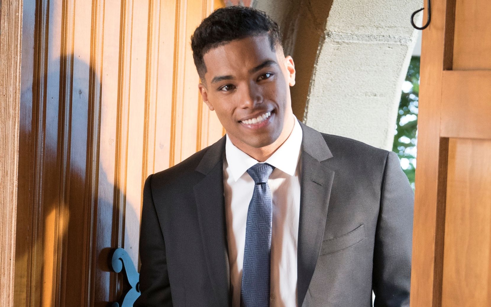 Quarta temporada de "Cara Gente Branca" contará com ator de "How To Get Away with Murder"