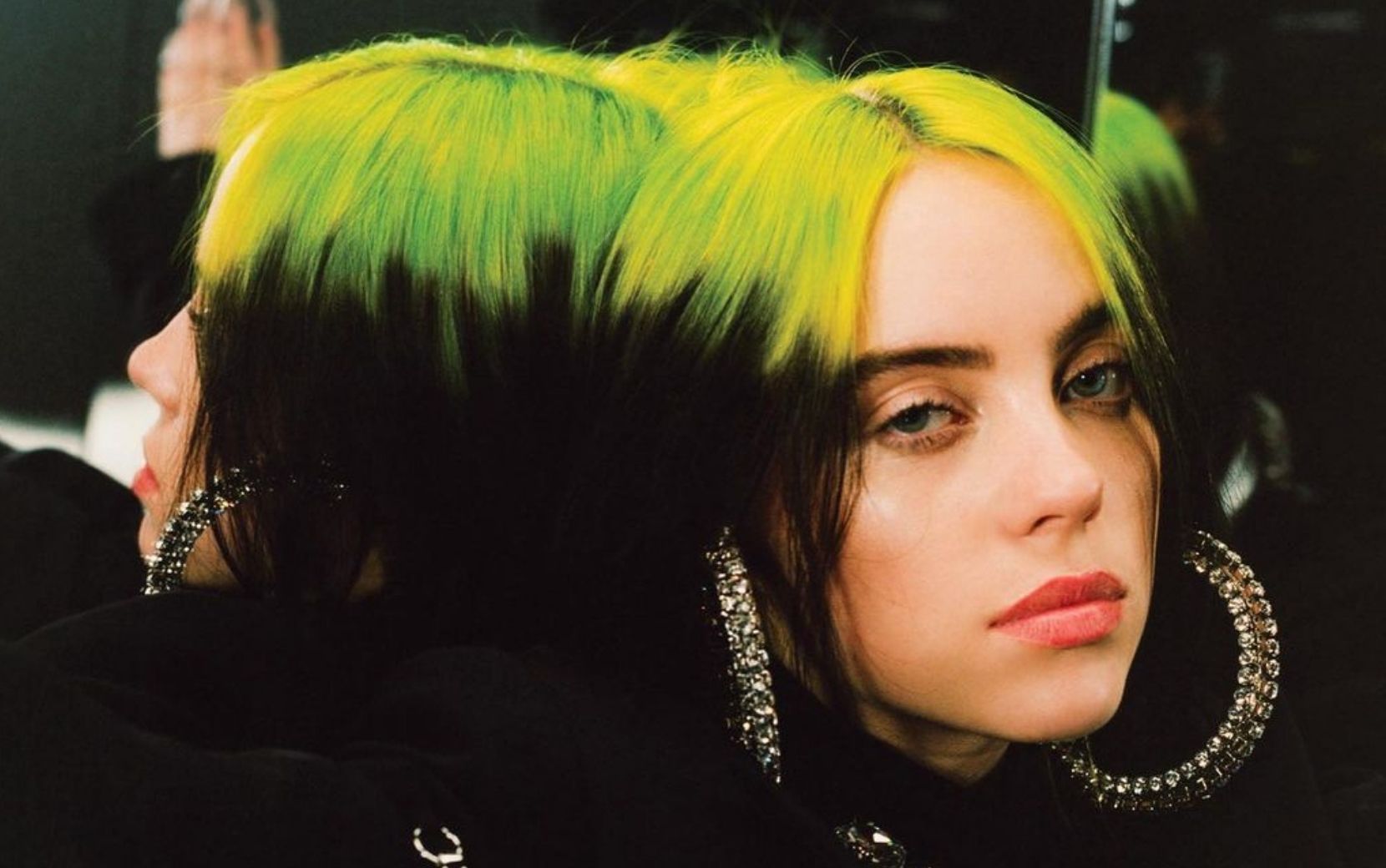 Nova era? Billie Eilish faz mudança no visual e aparece loiríssima!