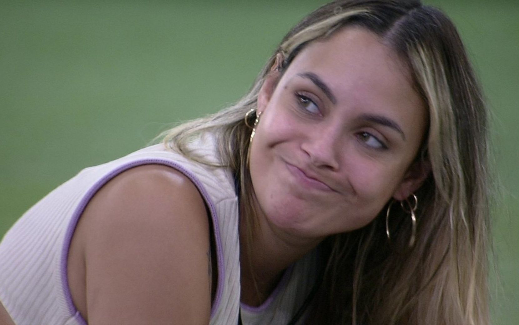 Após declarar seu posicionamento político no BBB21, internautas sobem hashtags contra Sarah