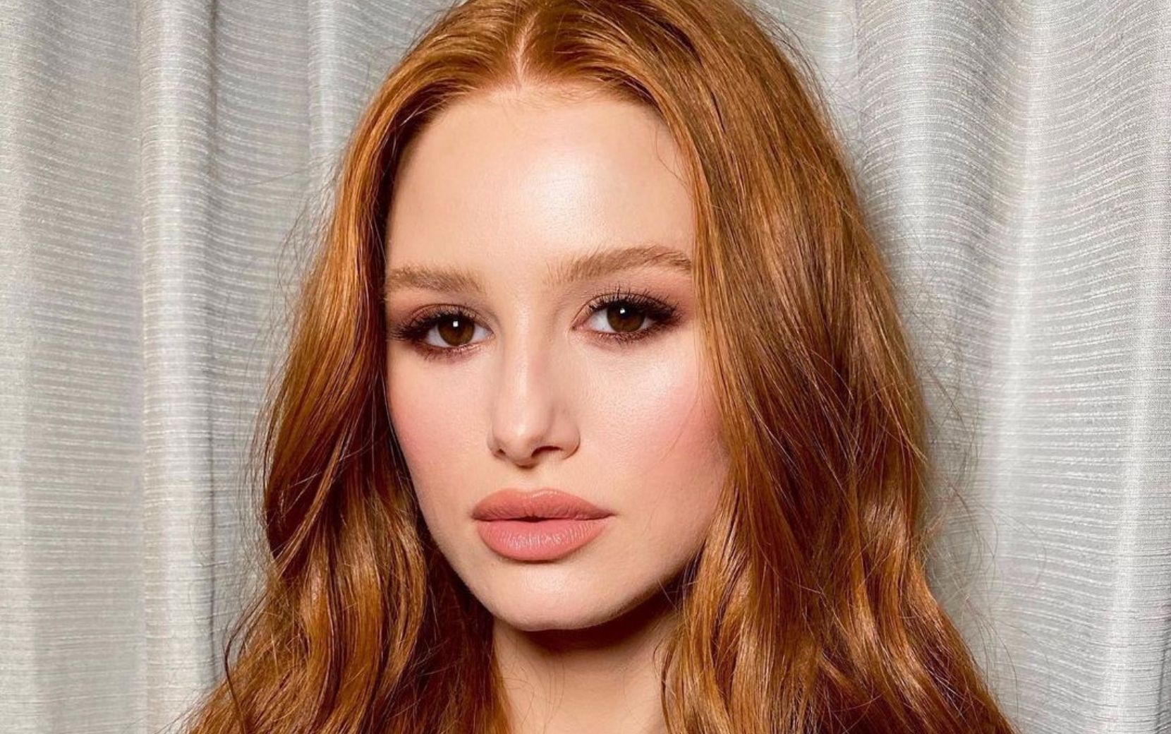 Madelaine Petsch pode estar namorando um esgrimista olímpico - vem entender!