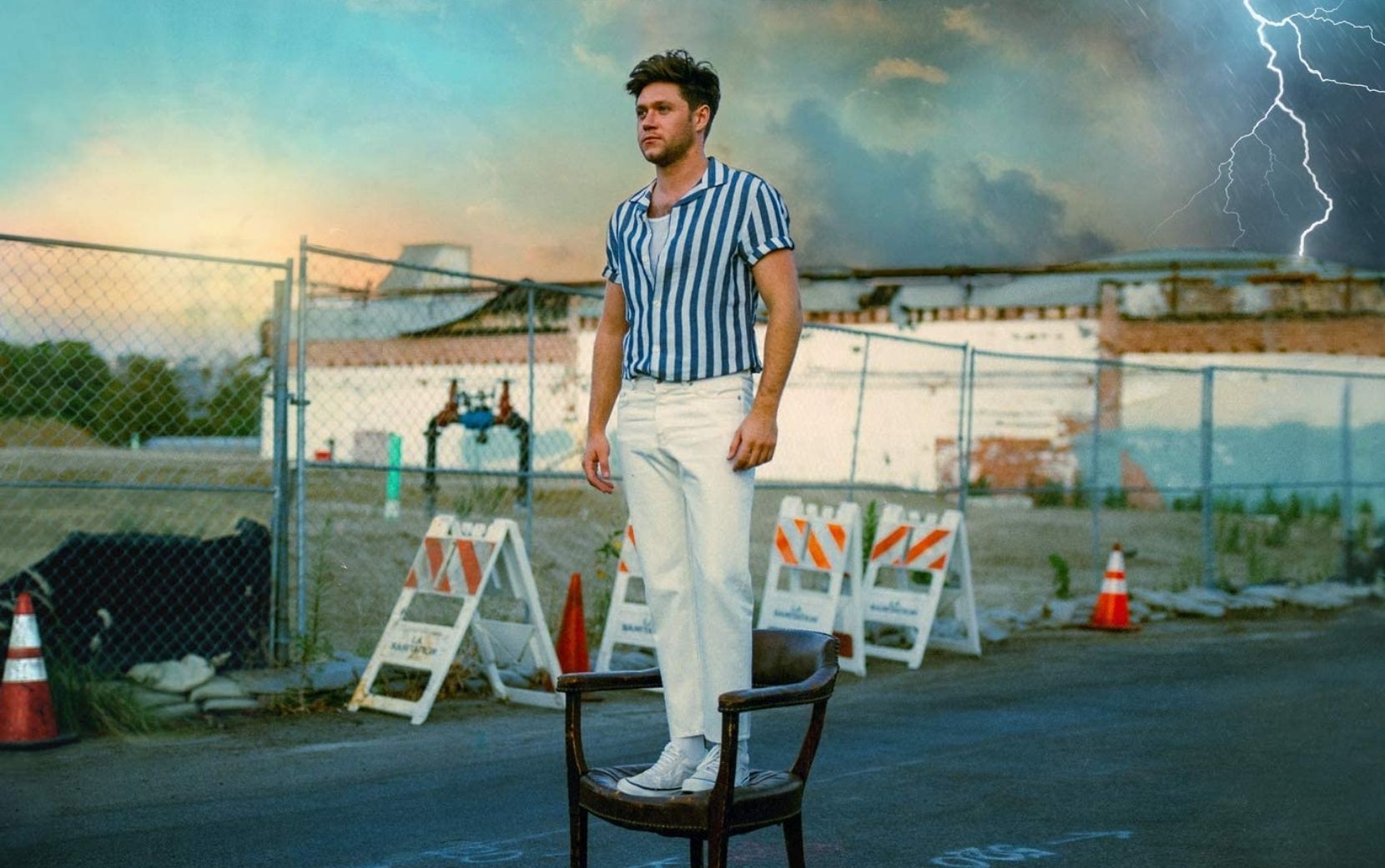 "Heartbreak Weather", álbum de Niall Horan, completa 1 ano desde lançamento e fãs celebram na web!
