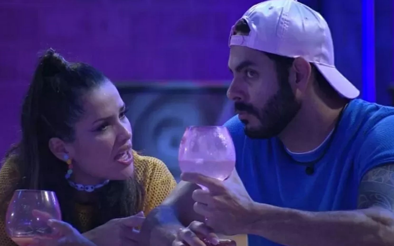 BBB21: Juliette conta pra Rodolffo que Sarah sabia em quem Gil colocaria na berlinda e ironiza: "É sua amiga?"