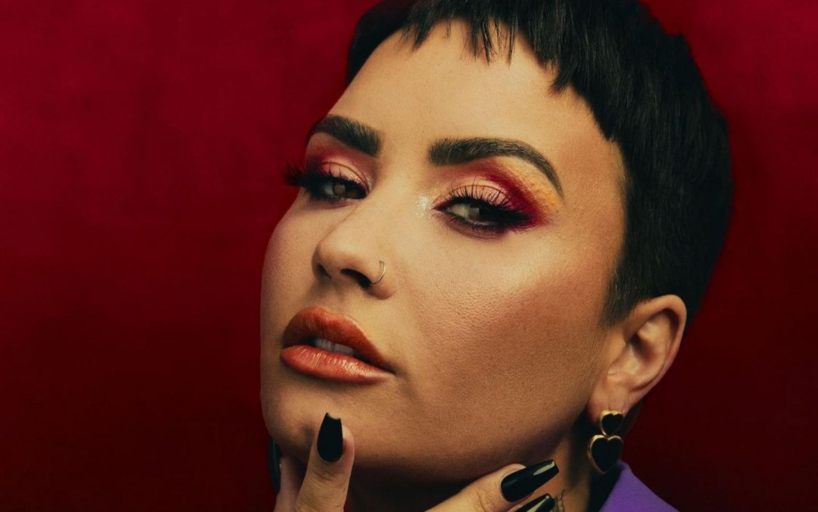 Demi Lovato fala sobre saúde mental: "Me colocando como prioridade antes da minha carreira"