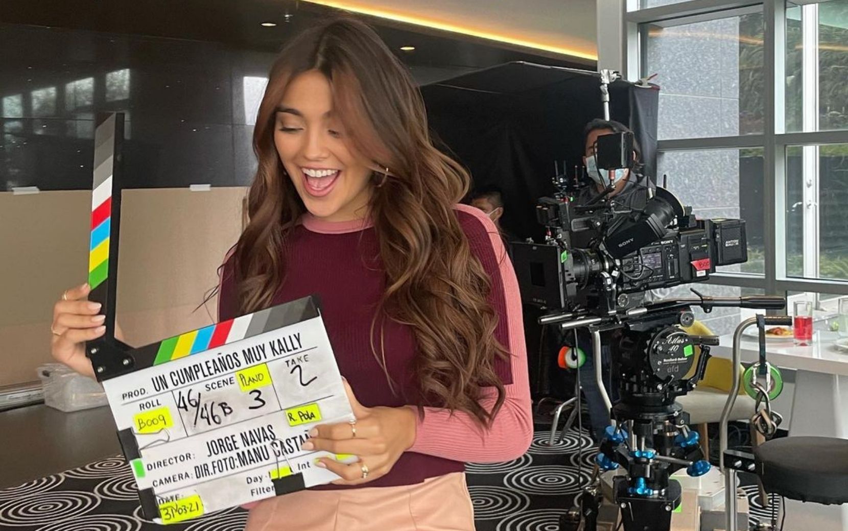 Elenco de "Kally’s Mashup" publica cliques de bastidores das gravações de filme