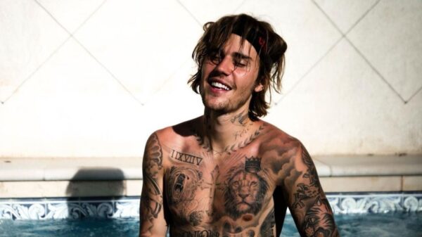 Justin Bieber faz dreadlocks e divide opiniões