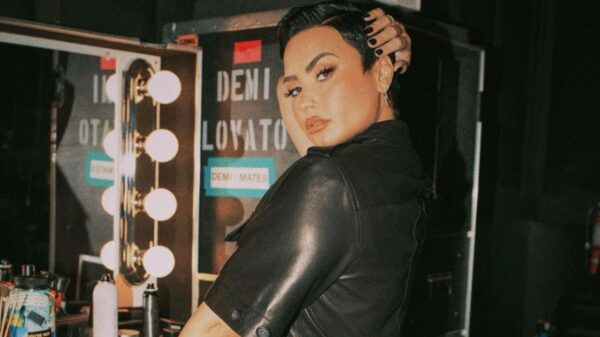 Demi Lovato revela que tinha relacionamentos com homens para "ter estabilidade"