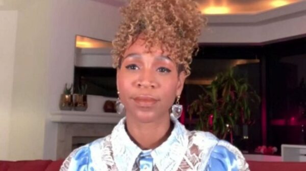 Karol Conká desabafa “Tenho que fazer um esforço enorme pra sentir graça de viver”