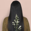 Meu cabelo liso: 8 produtos que você precisa ter em casa