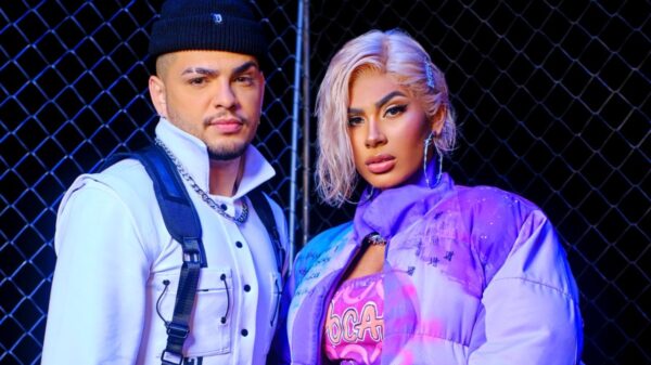 Servindo coreografia, Pocah e MC WM lançam clipe de "Nem on, nem off"
