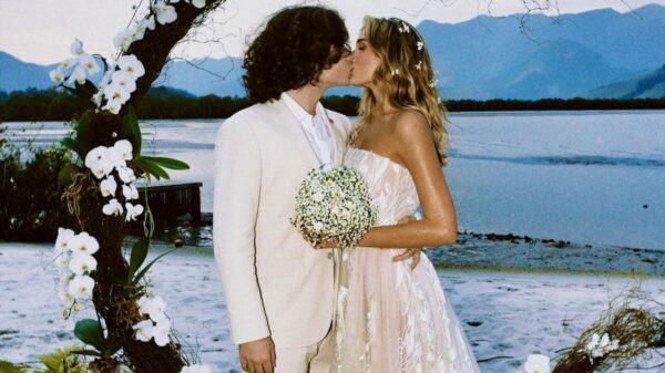 Sasha Meneghel fez seu próprio vestido de casamento; confira quanto ela gastou