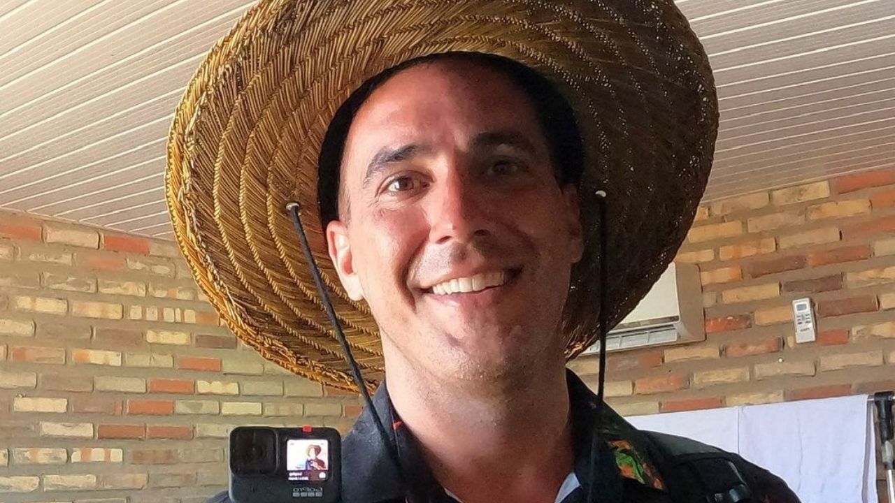 André Marques é picado por vespa cavalo-do-cão no set de No Limite