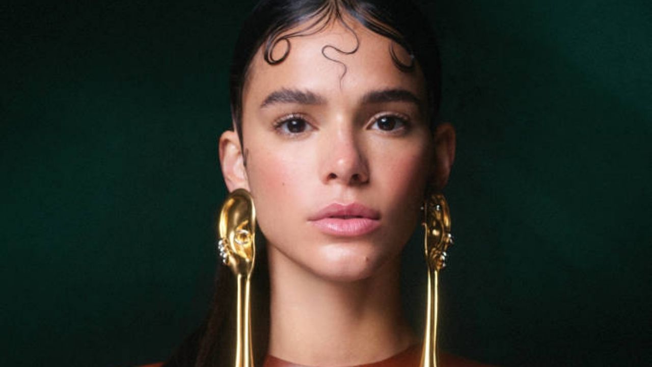 Bruna Marquezine fala sobre namoro com Eno Celulari e saída da Globo em nova entrevista