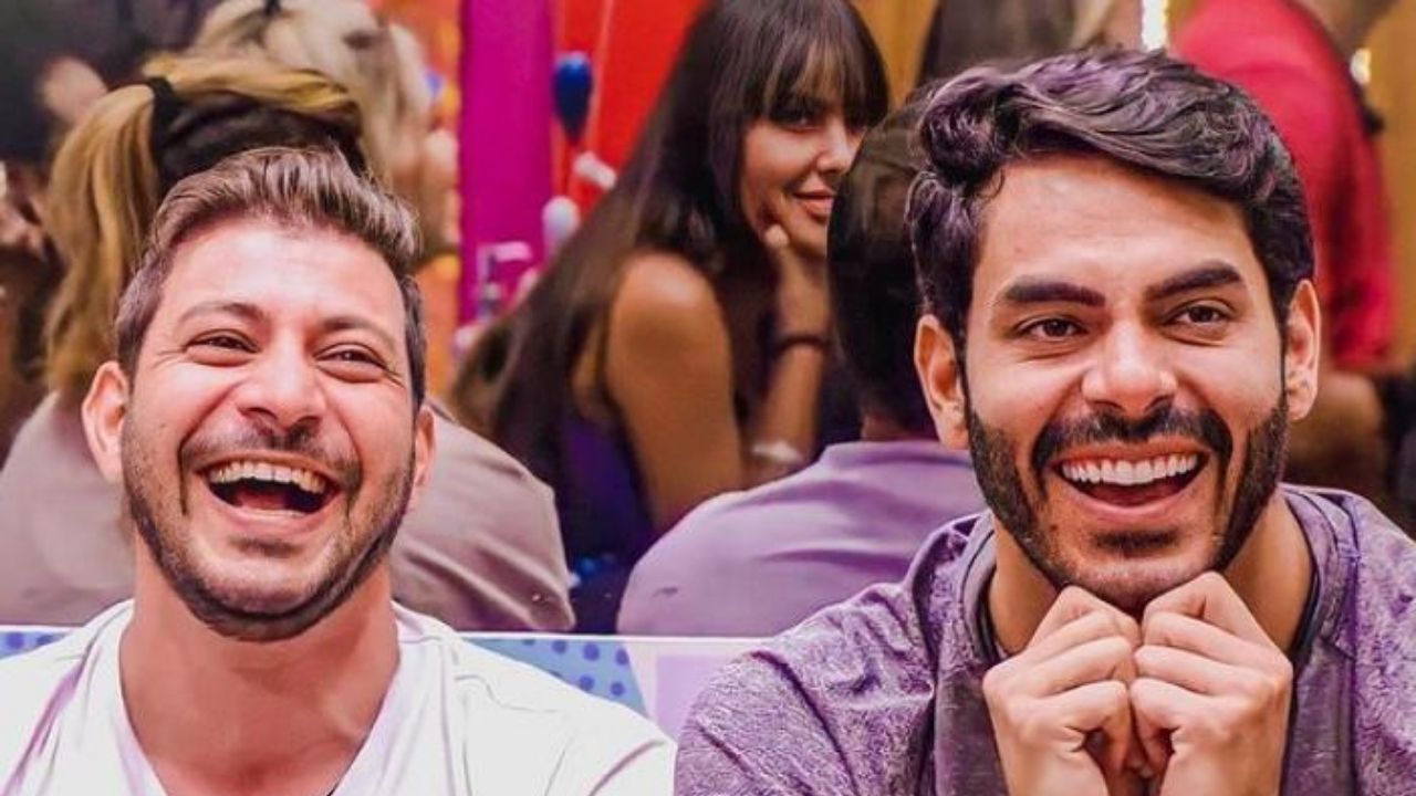 Caio e Rodolffo se reencontram fora do BBB21