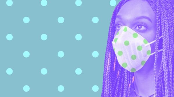 "Maskne" invade o rosto nesta pandemia: saiba o que é e como evitar