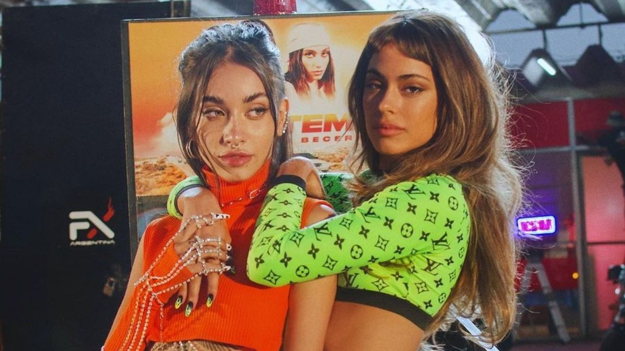 “Miénteme” Tini e Maria Becerra fogem com estilo em clipe