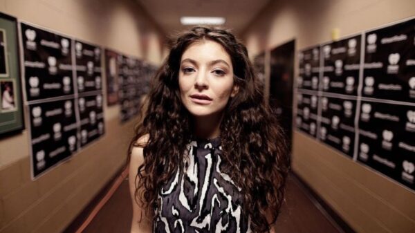 Lorde: suposta capa de single vaza e fãs aprovam; confira reações