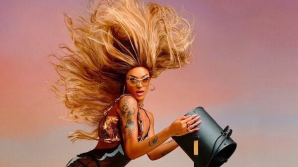 Chegou! Com influência do forró, Pabllo Vittar lança Batidão Tropical